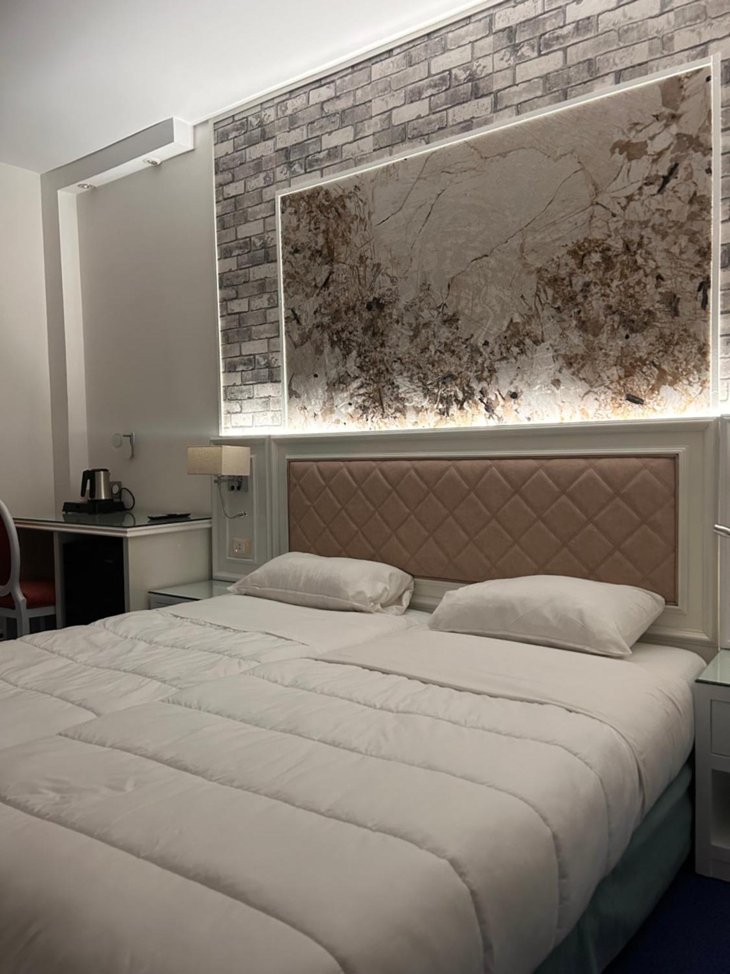 Hotel Grand Paris Villejuif Eksteriør billede