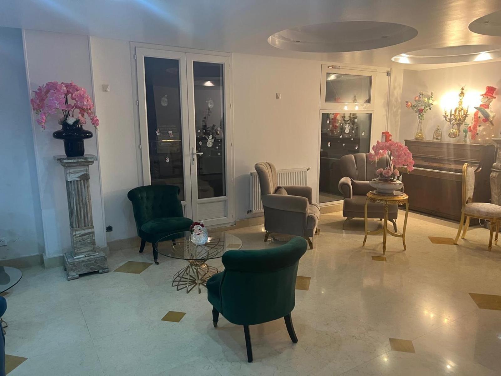 Hotel Grand Paris Villejuif Eksteriør billede