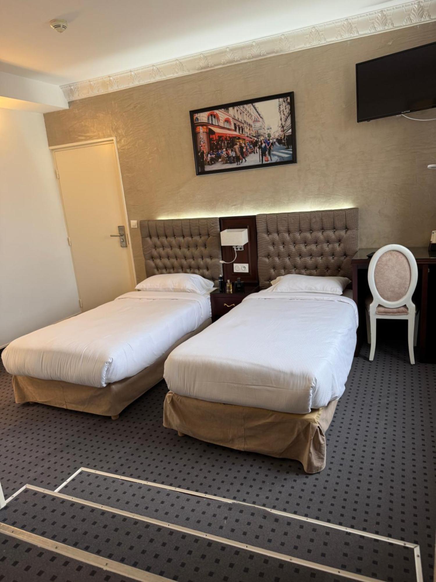 Hotel Grand Paris Villejuif Eksteriør billede
